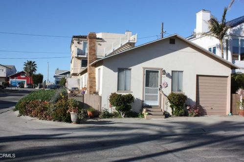 2101 Piru Ave, Oxnard, CA 93035-4454