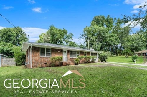 3305 Flowers Dr, Atlanta GA  30337-1001 exterior