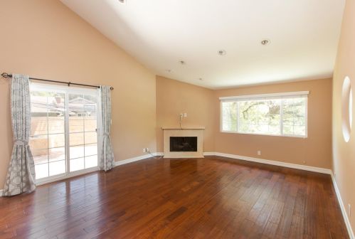 2411 Chevy Chase Dr, Glendale CA  91206-4525 exterior