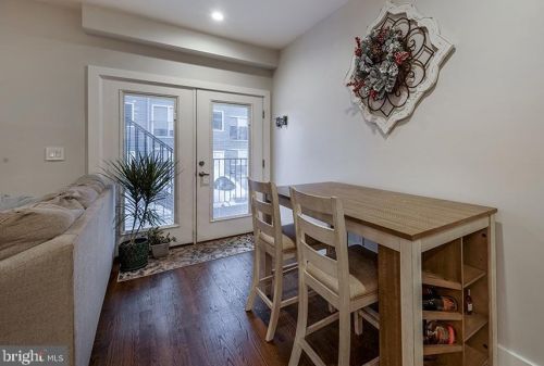 1225 5 St, Philadelphia PA 19122-5234 exterior