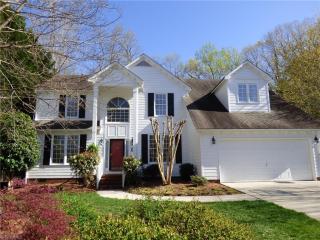 3 Veranda Ct, Greensboro, NC 27455-1270