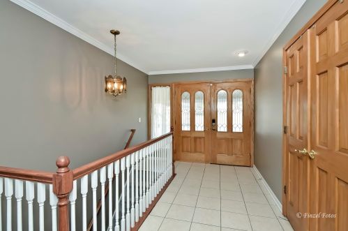 4613 White Oak Ct, Bull Valley, IL 60012-2013