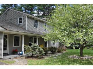 3 Hilltop Dr, Hanover, NH 03755-2317