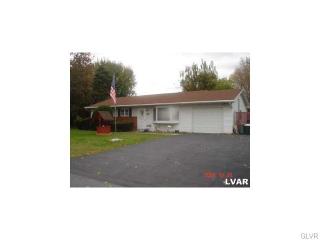 1438 Ott St, Allentown, PA 18104-1808