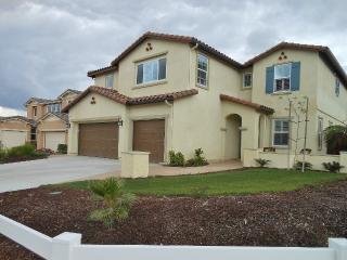5611 Chincoteague Ct, Oceanside, CA 92057-5548