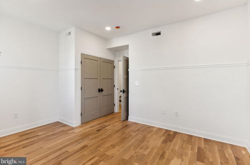 743 22nd St, Philadelphia PA 19130-2604 exterior