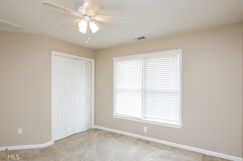 4645 Waterford Dr, Suwanee GA  30024-1459 exterior