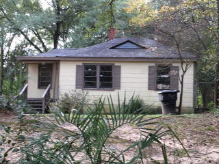 1014 Whitney Ave, Albany, GA 31701-2750
