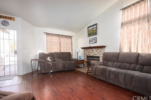 15584 Fremont Dr, El Mirage, CA 92301-4514