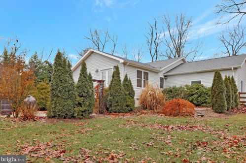 164 Ashley Dr, Shepherdstown WV  25443-4617 exterior