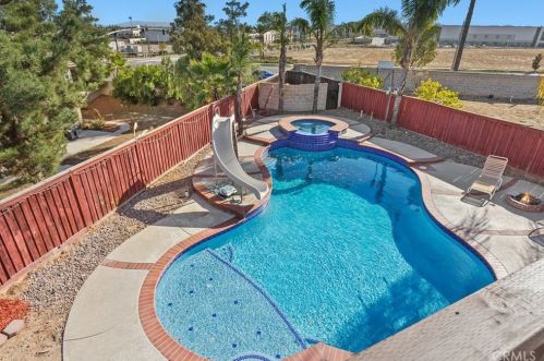 8974 Oakridge Ct, Riverside CA  92508-3095 exterior