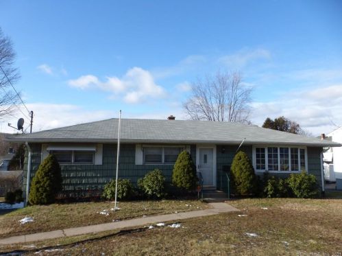 91 Windy Dr, Waterbury, CT 06705-2515