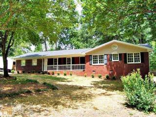 1542 Debbie Dr, Mableton, GA 30126-1110