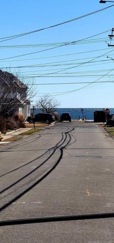 57 Grant St, Milford, CT 06460-5311