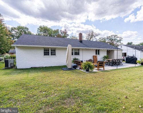 230 Bradley Ave, Haddonfield NJ 08033-2903 exterior