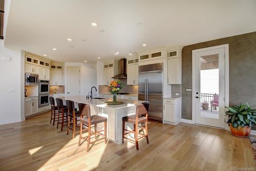 27701 Lakeview Dr, Aurora CO 80016 exterior