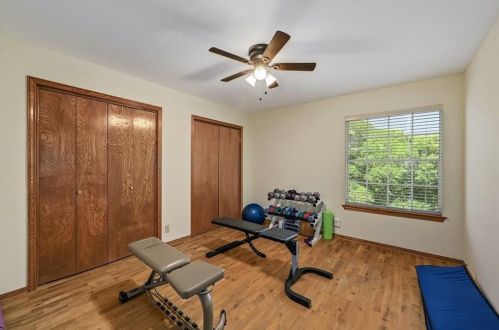 3918 Caney Crk Rd, Austin TX  78732-2216 exterior