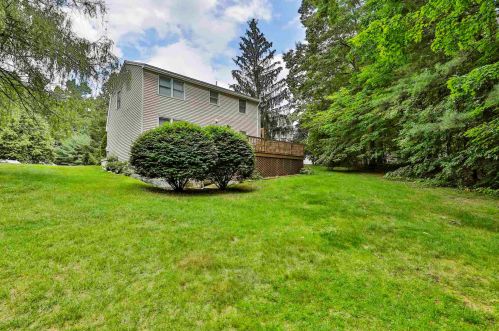 38 Copperfield Dr, Nashua, NH 03062-1251
