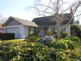 436 Beelard Dr, Vacaville, CA 95687-5812