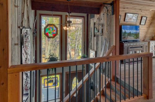 10156 Olympic Blvd, Truckee CA  96161-1745 exterior