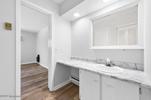 23 Manchester Ct, Tinton Falls NJ 07701-5490 exterior