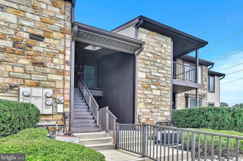 41 Bozarth Ct, Trenton NJ  08690-3625 exterior
