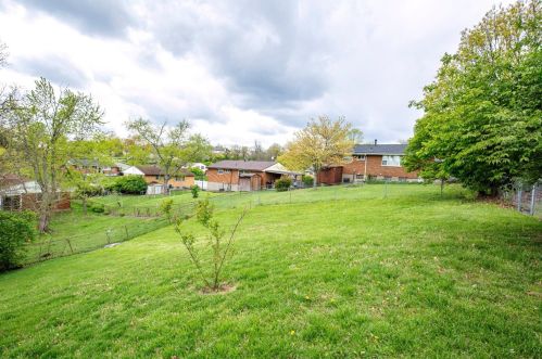 3391 Anaconda Dr, Cincinnati OH  45211-3701 exterior