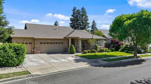 1815 Westminster Ln, Turlock, CA 95382-9201