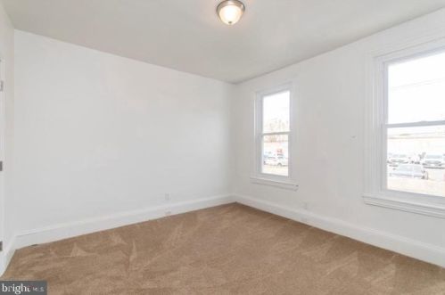 2037 9 St, Philadelphia PA 19122-1305 exterior