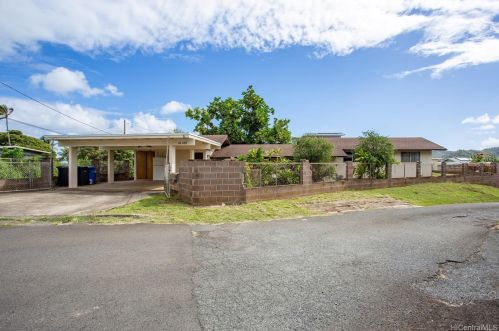 45-020 Holowai St, Kaneohe, HI 96744