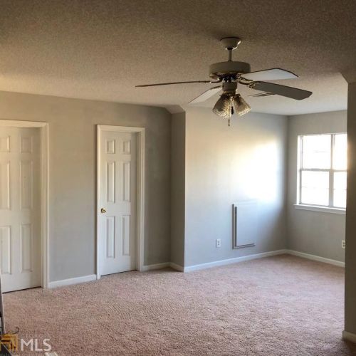 6783 Saganaw Dr, Rex GA  30273-2252 exterior