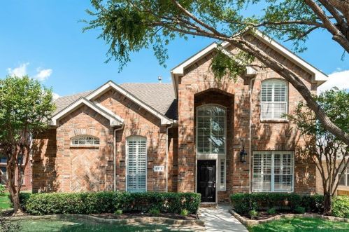 8116 Stone Ridge Dr, Plano TX  75025-3919 exterior