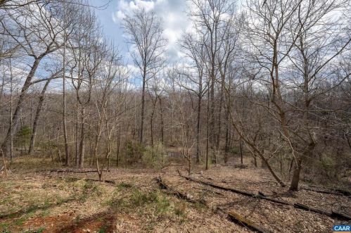 280 Windfield Cir, Charlottesville VA  22902-6420 exterior