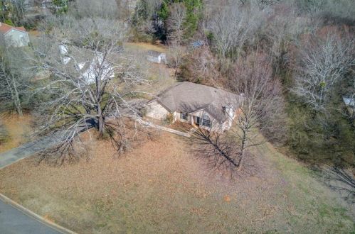 71 Will Clark Rd, Jefferson, GA 30549-7905