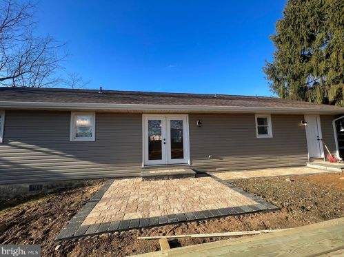 4291 Moseby St, Marshall, VA 20115-3751