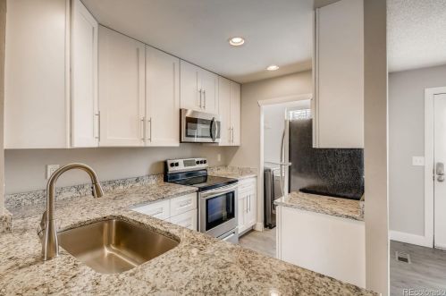 11991 Frd Dr, Aurora CO 80012-3282 exterior