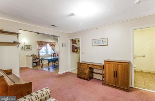 12606 Meadowood Dr, Silver Spring MD 20904-2928 exterior