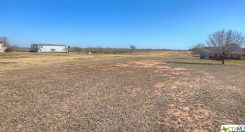 342 Tailwind Dr, Seguin TX 78155-0769 exterior