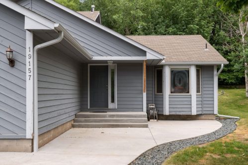19157 Dodge St, Otsego, MN 55330-2892