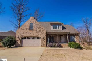25 Double Crest Dr, Taylors, SC 29687-4636