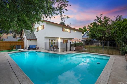 2956 Bautista St, Riverside, CA 92506-4293
