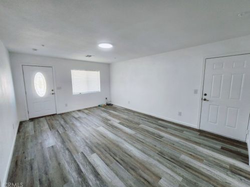 8508 Wildrose Ave, Lake Isabella, CA 93240-9317