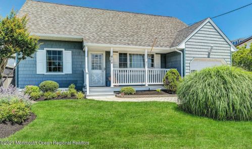 454 Key Largo Ct, Lavallette, NJ 08735-3033