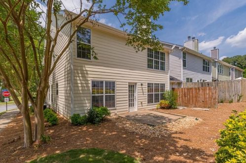 1356 Gates Cir, Atlanta GA  30316-4092 exterior