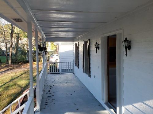 2202 Woodstream Ct, Conyers GA  30094-6830 exterior