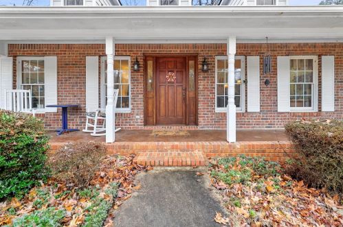 754 Pierce Chapel Rd, Newnan, GA 30263-4388