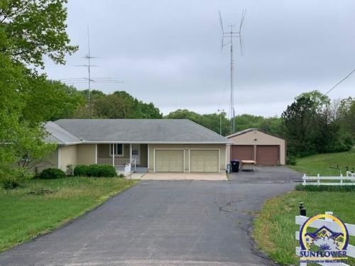 3735 Stanley Rd, Tecumseh, KS 66542-9706