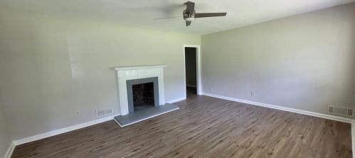 5383 Brownlee Rd, Stone Mountain, GA 30087-3120