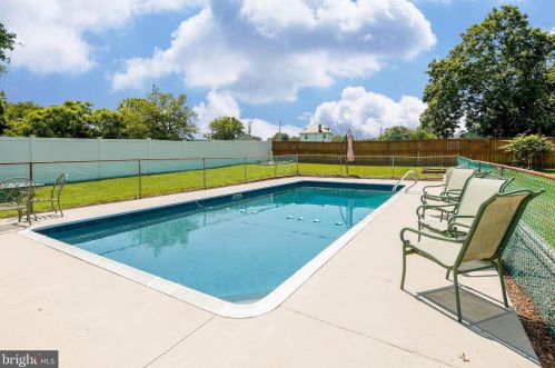 3507 Lark Dr, Aberdeen, MD 21001-1020