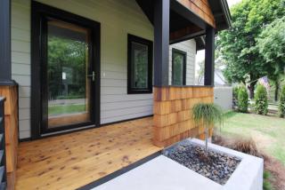 3 Mulberry Ln, Norwalk, CT 06855-1102